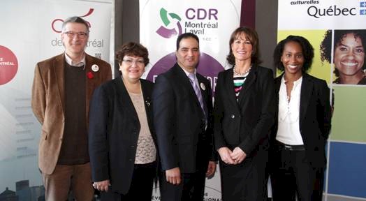 De gauche &Atilde;&nbsp; droite : M. Pierre-Alain Cotnoir, pr&Atilde;&copy;sident du conseil d&acirc;administration de la  CDRLM, Mme Mary Deros, membre du comit&Atilde;&copy; ex&Atilde;&copy;cutif de la CR&Atilde; de Montr&Atilde;&copy;al, M. Abderrahim Izirri, directeur g&Atilde;&copy;n&Atilde;&copy;ral de la CDRML, Mme Kathleen Weil, ministre de l&acirc;Immigration et des Communaut&Atilde;&copy;s culturelles et Mme Anne-Christelle Fau, pr&Atilde;&copy;sidente de la CEP.